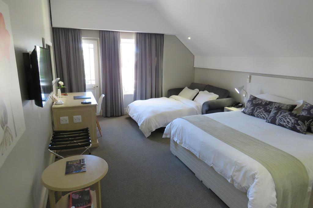 Quarry Lake Inn East London Esterno foto