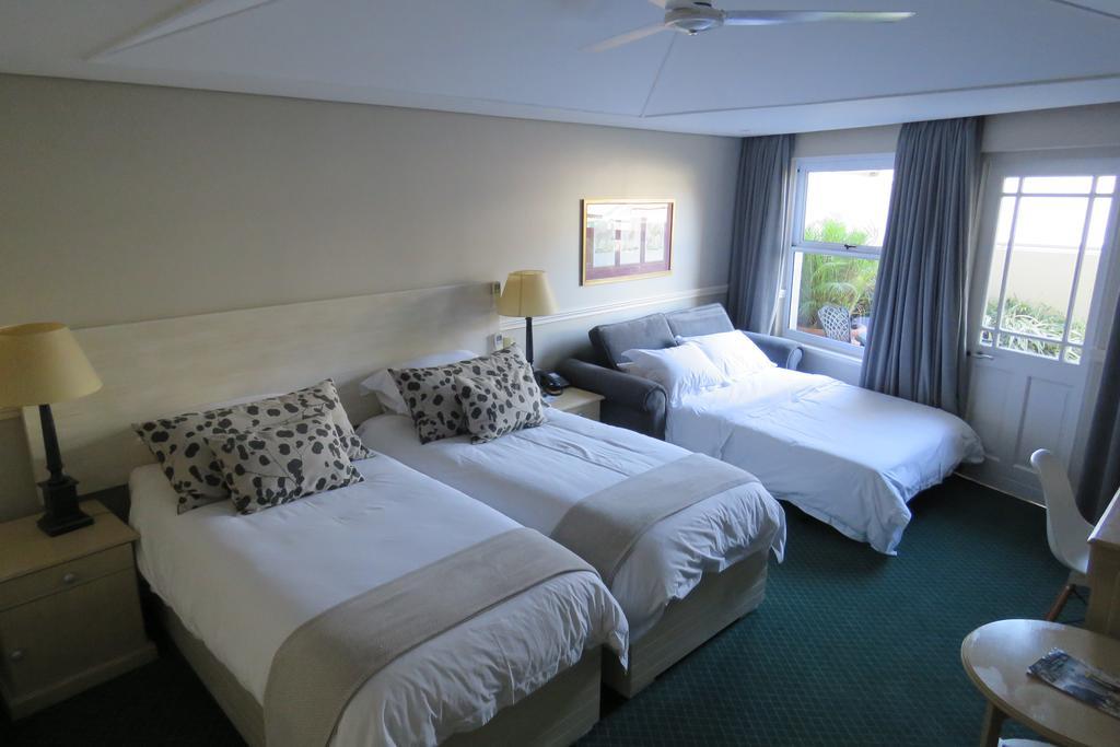 Quarry Lake Inn East London Esterno foto